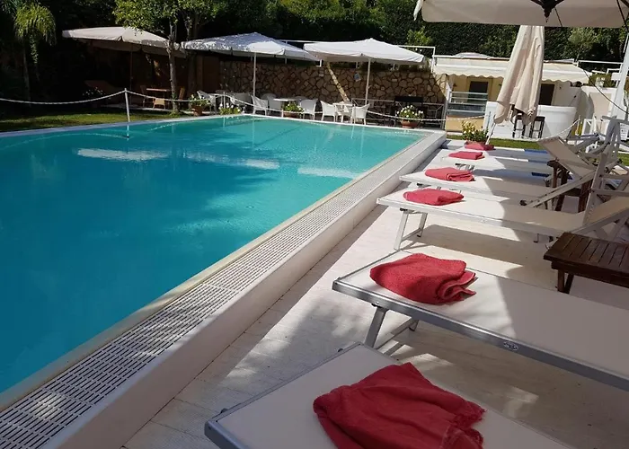Multiproprieta Palatium Mari, Con Terrazza Vista Mare E Piscina Hotel Capri