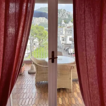 Hotel Multiproprieta Palatium Mari, Con Terrazza Vista Mare E Piscina Capri